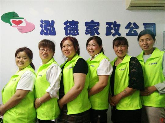 寶寶能聽(tīng)懂大人說(shuō)話嗎?