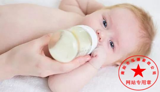 初生兒怎么喂養?