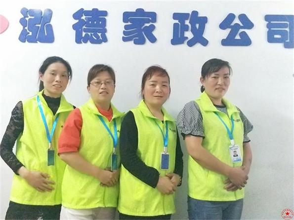 南陽家政月嫂；夏天讓孩子光腳丫好不好？